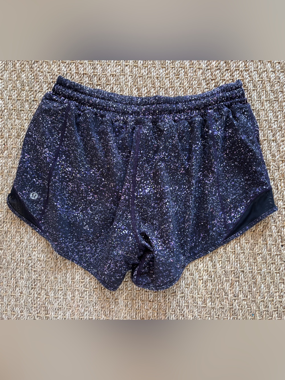 Lululemon | Shorts Size 6 Black With Speckles - Picture 2 of 11